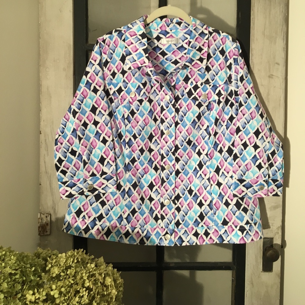 CJ Banks lightweight diamond pattern jacket